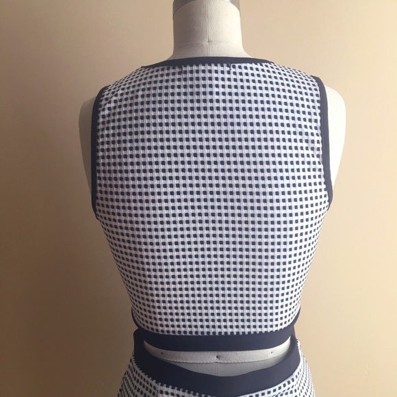 Forever 21 Two Piece Grid Pattern Top Skirt Set - Picture 5 of 7